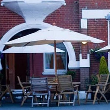 Hickstead Hotel Bolney Екстер'єр фото