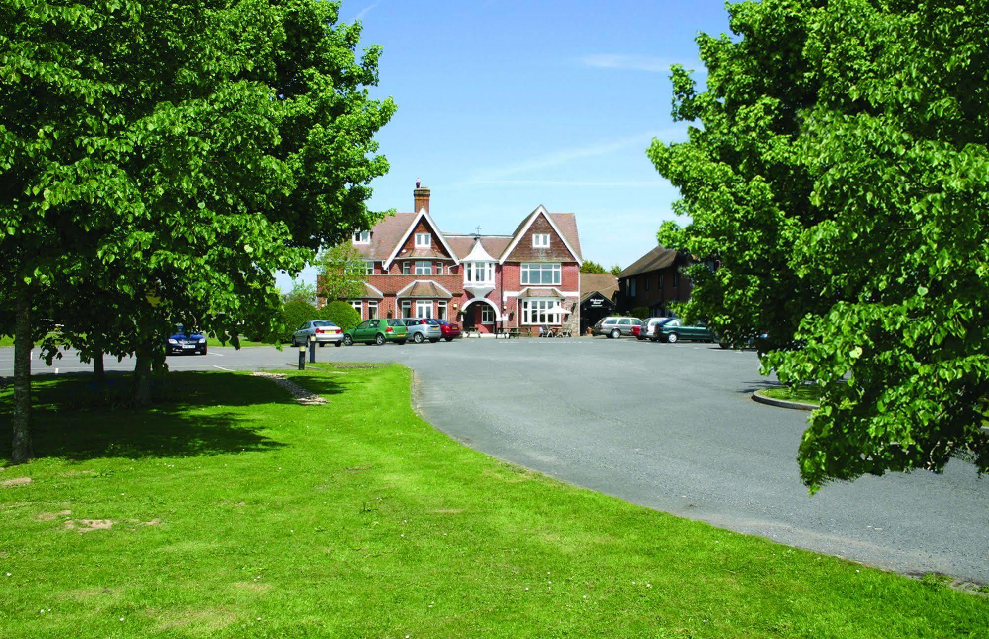 Hickstead Hotel Bolney Екстер'єр фото