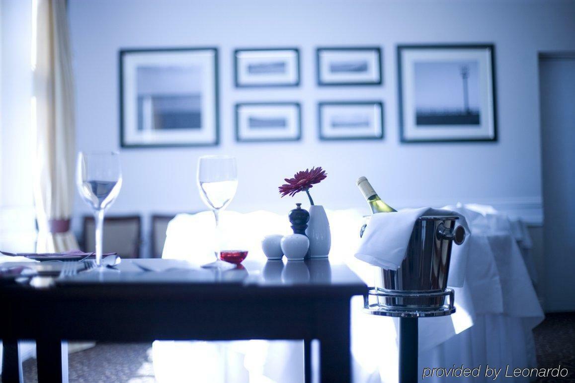 Hickstead Hotel Bolney Номер фото